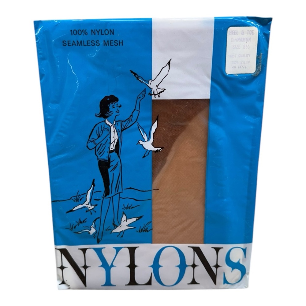 1963 Riegel Paper Nylon Mesh Stockings Reinforced Heel & Toe 8 1/2 Cinnamon